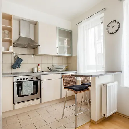 Bright And Central Apartment With Balcony Budapest Exterior photo