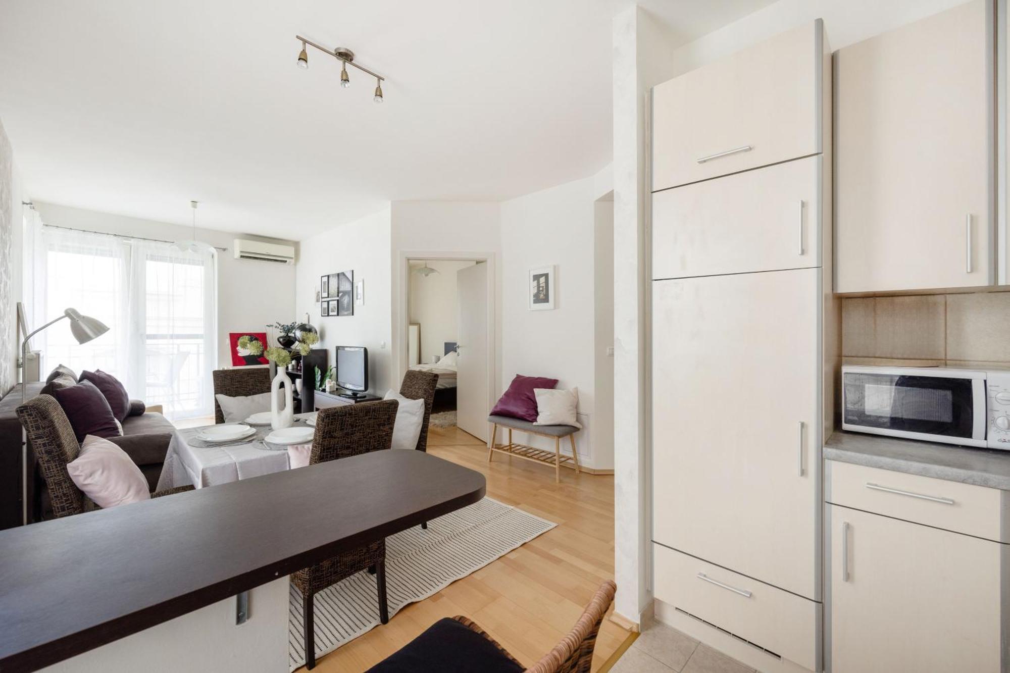 Bright And With Balcony Apartman Budapest