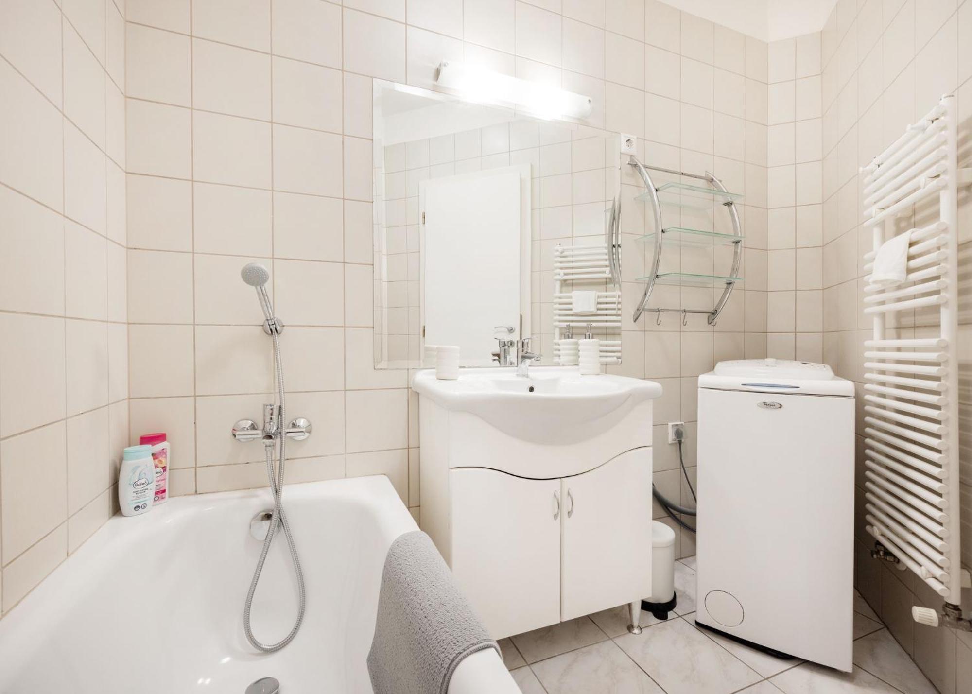 Apartman Bright And With Balcony Budapest